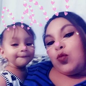 Meet your Posher, Valeria